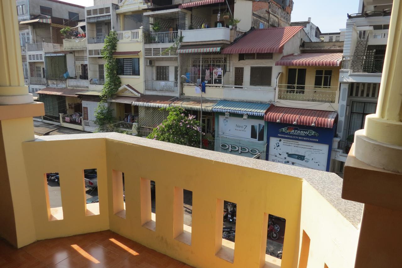 Jun Jun Guesthouse プノンペン エクステリア 写真